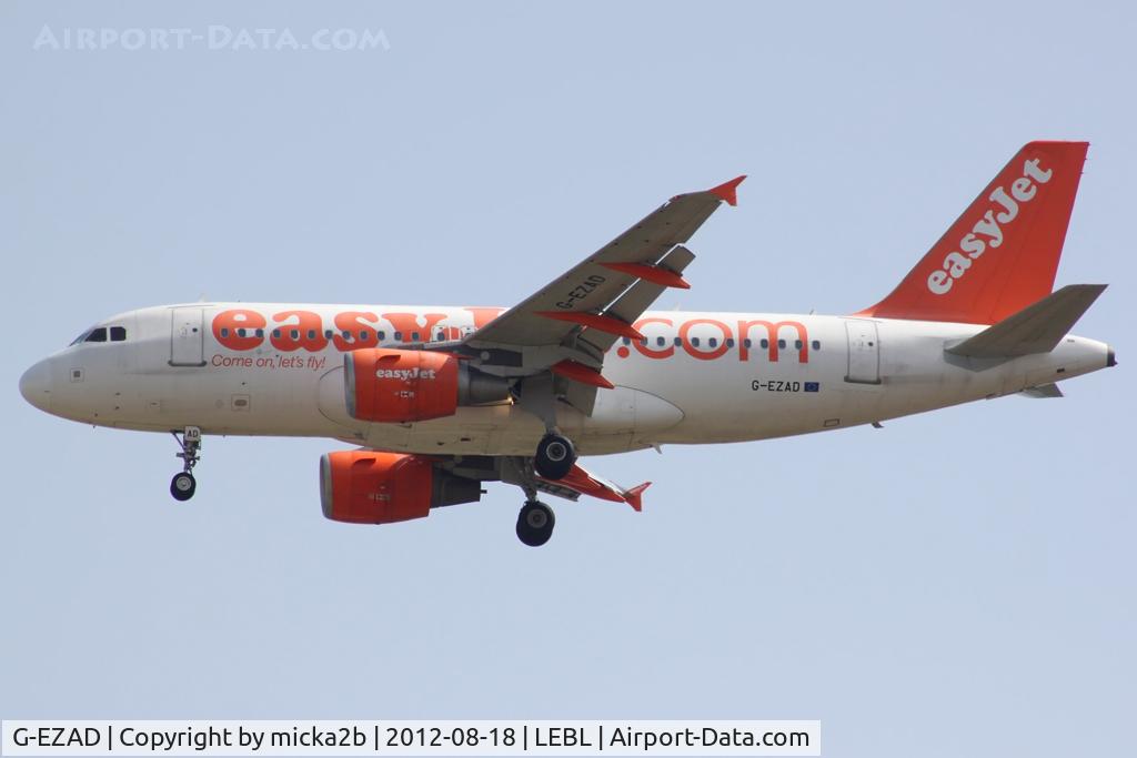 G-EZAD, 2006 Airbus A319-111 C/N 2702, Landing
