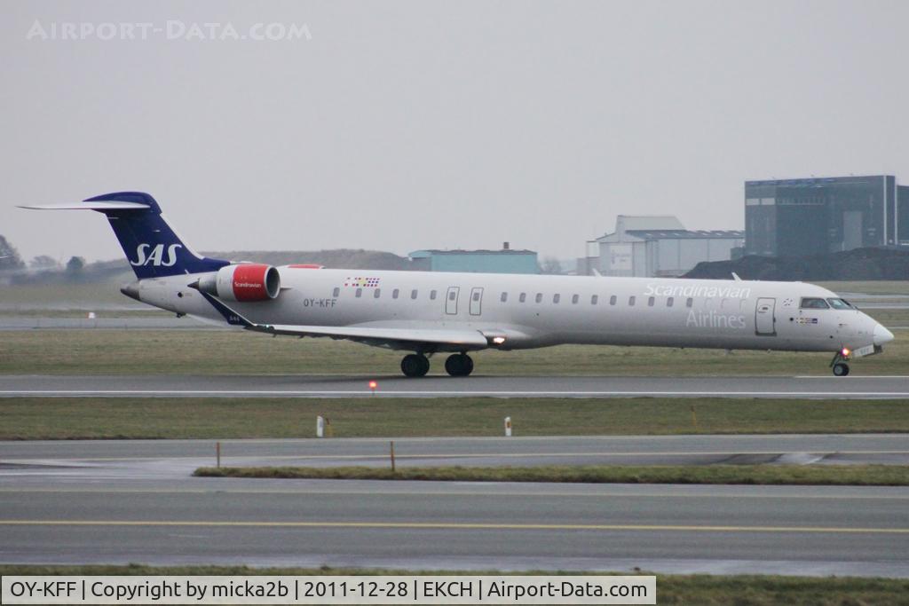 OY-KFF, 2009 Bombardier CRJ-900 (CL-600-2D24) C/N 15231, Taxiing