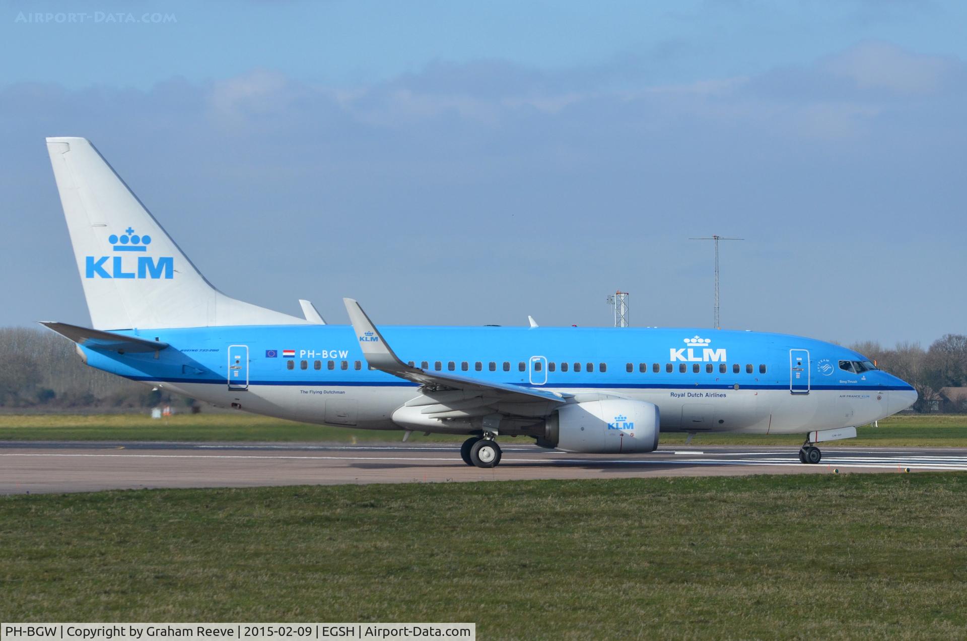 PH-BGW, 2011 Boeing 737-7K2 C/N 38128, About to depart from Norwich.