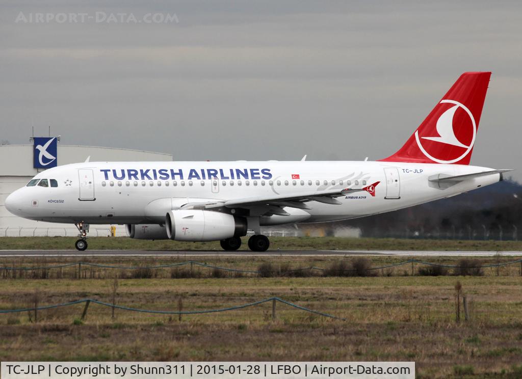 TC-JLP, 2005 Airbus A319-132 C/N 2655, Ready for take off rwy 32R in new c/s