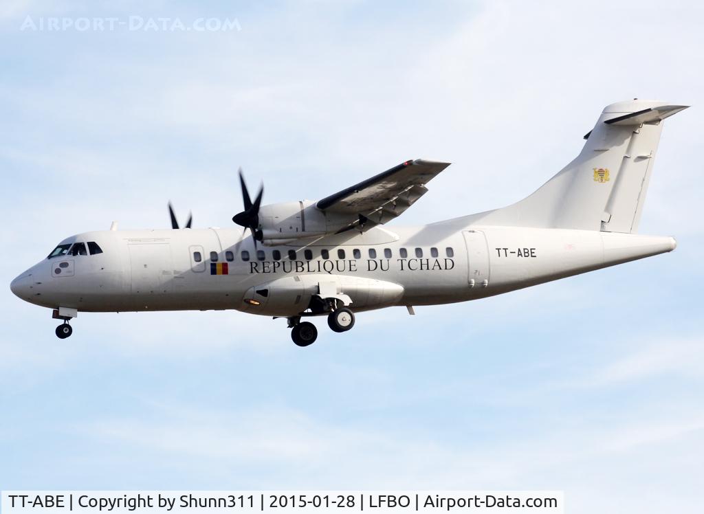TT-ABE, 1991 ATR 42-300 C/N 230, Landing rwy 32L