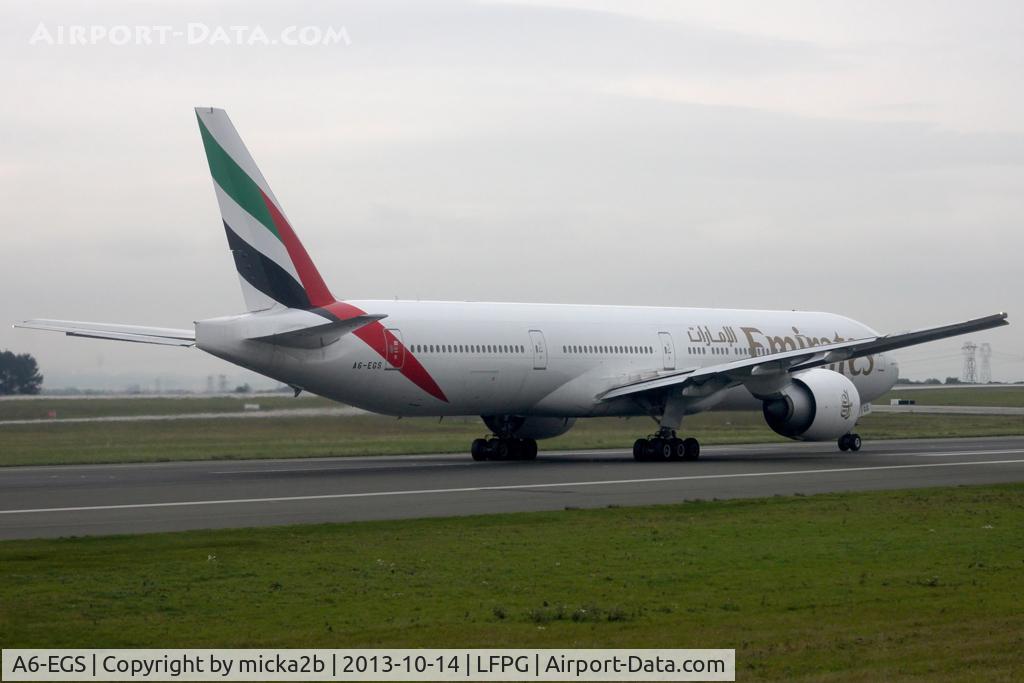 A6-EGS, 2012 Boeing 777-31H/ER C/N 41078, Landing