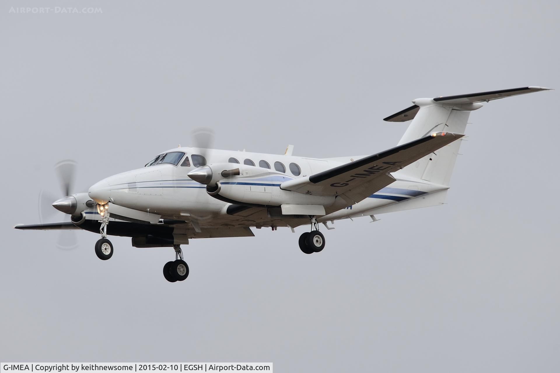 G-IMEA, 1977 Beech 200 Super King Air C/N BB-302, Arriving at runway 27.