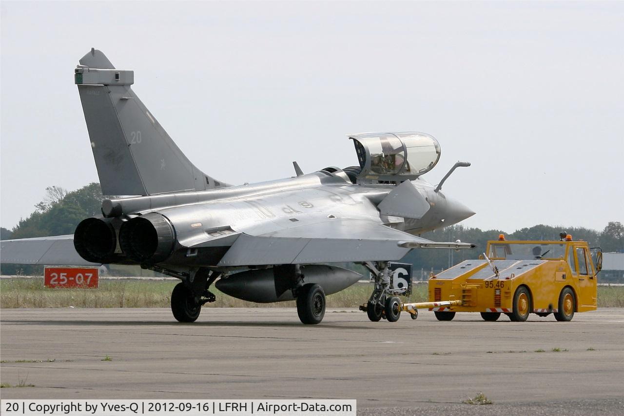 20, Dassault Rafale M C/N 20, French Naval Aviation Dassault Rafale M, Taxiing before display, Lann Bihoue Naval Air Base (LFRH-LRT) Open day 2012