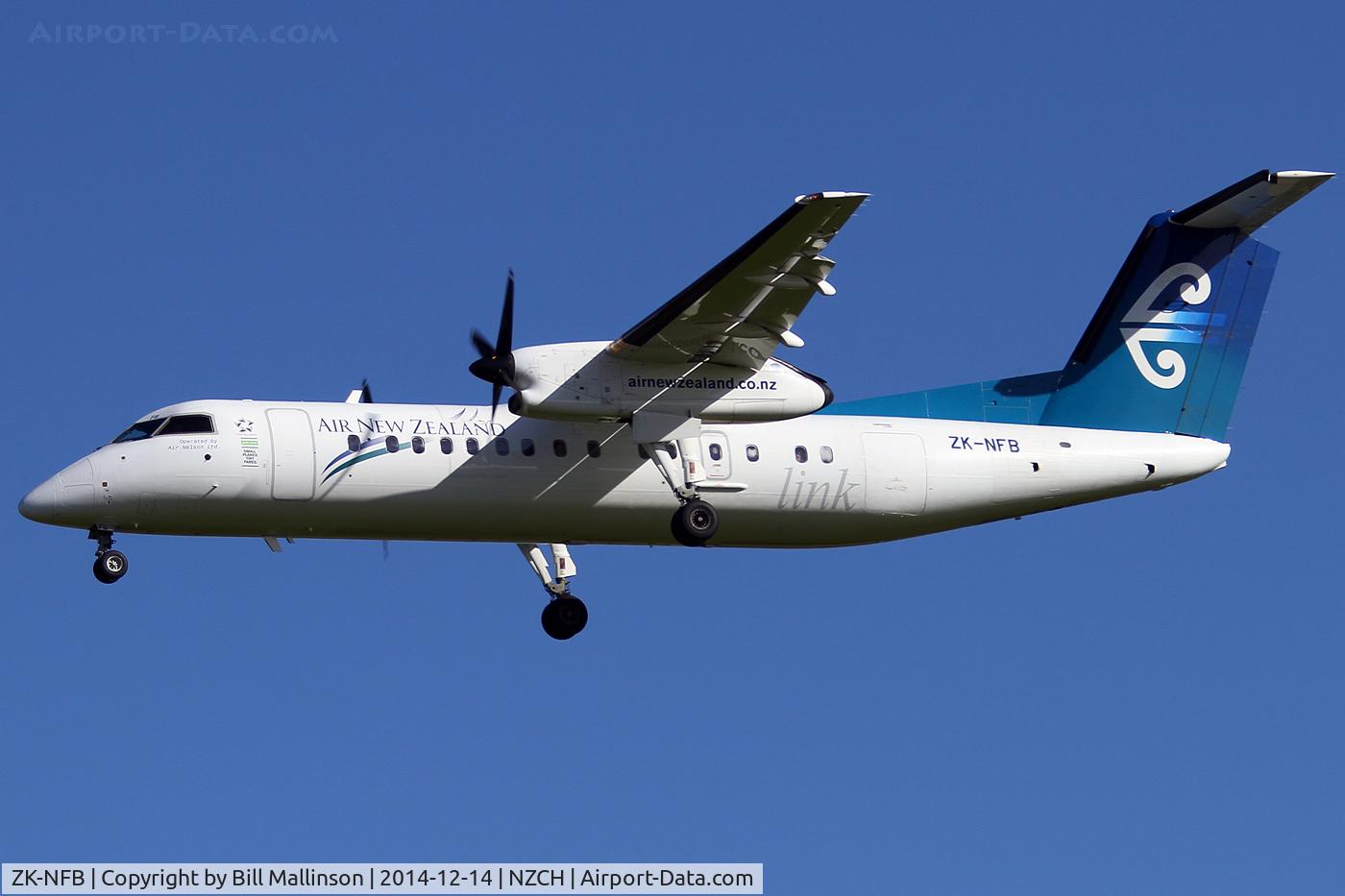 ZK-NFB, 2009 De Havilland Canada DHC-8-311 Dash 8 C/N 670, finals to 02