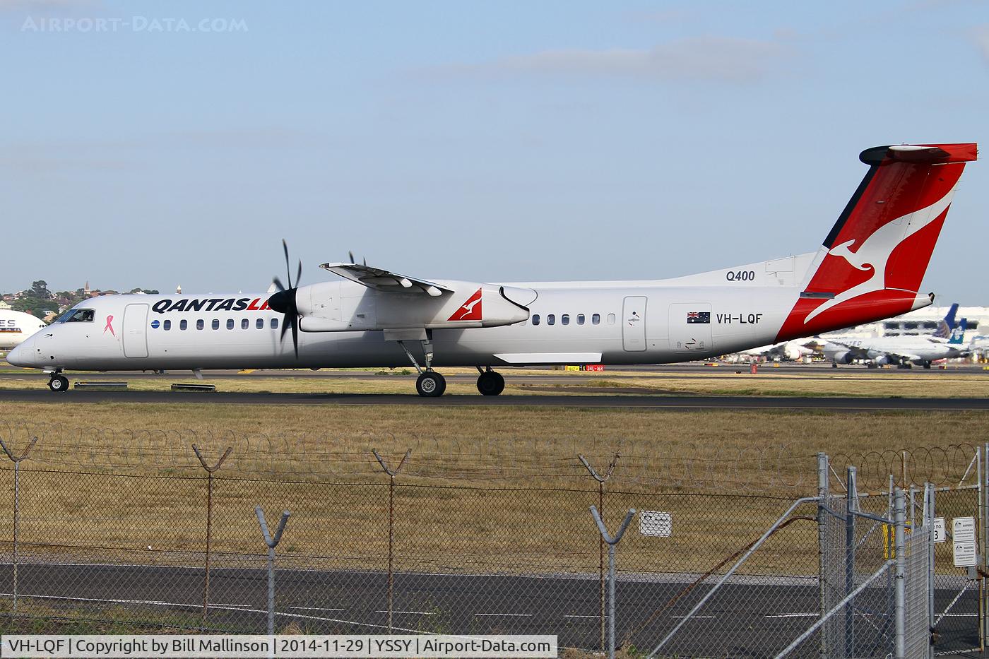VH-LQF, 2011 De Havilland Canada DHC-8-402Q Dash 8 C/N 4375, taxi to 34Rf