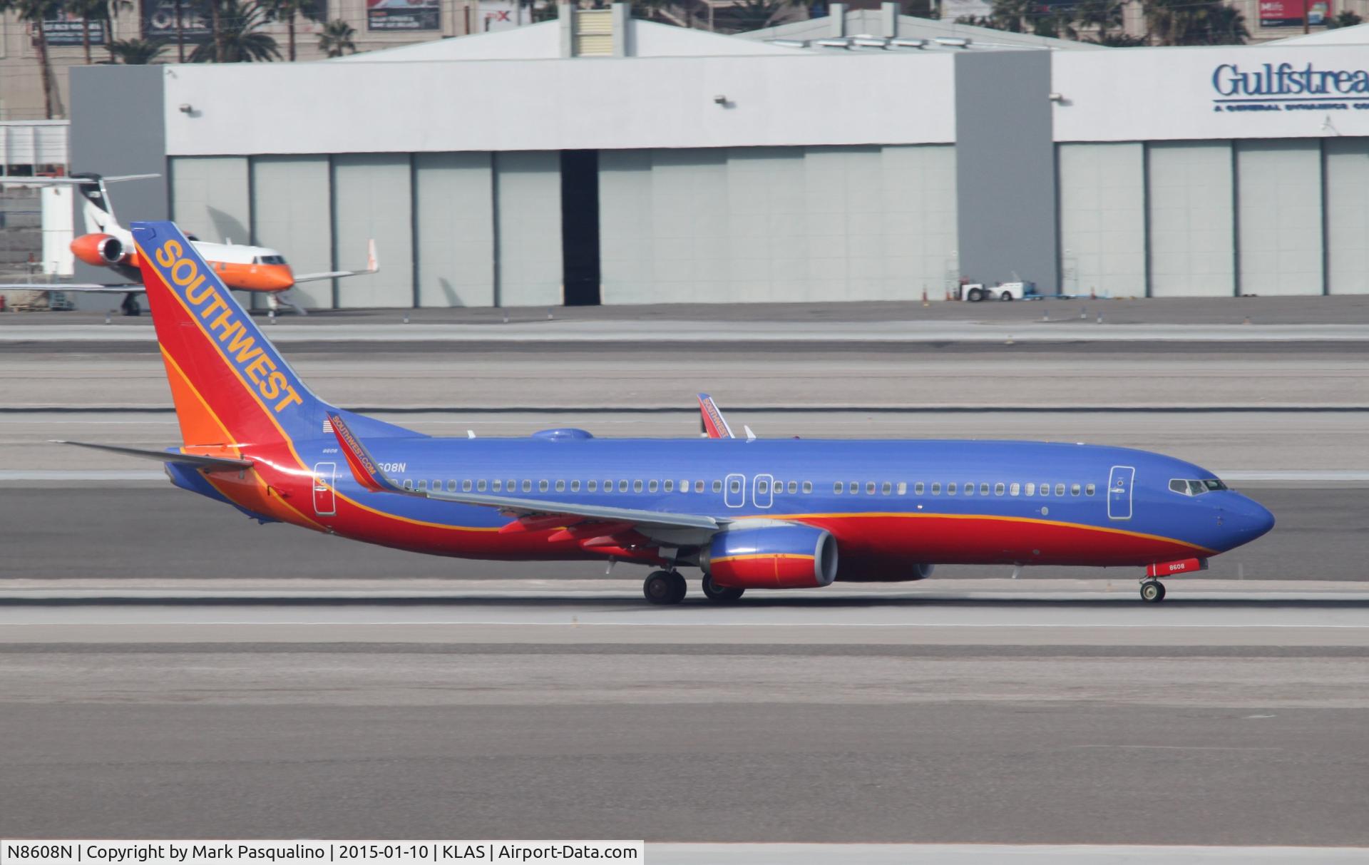 N8608N, 2013 Boeing 737-8H4 C/N 36638, Boeing 737-800