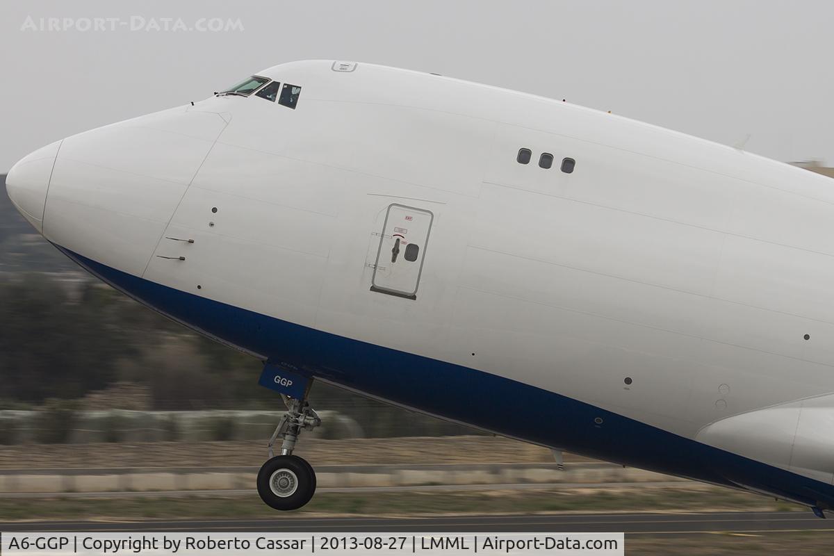 A6-GGP, 1995 Boeing 747-412F/SCD C/N 28032, Departing runway 13