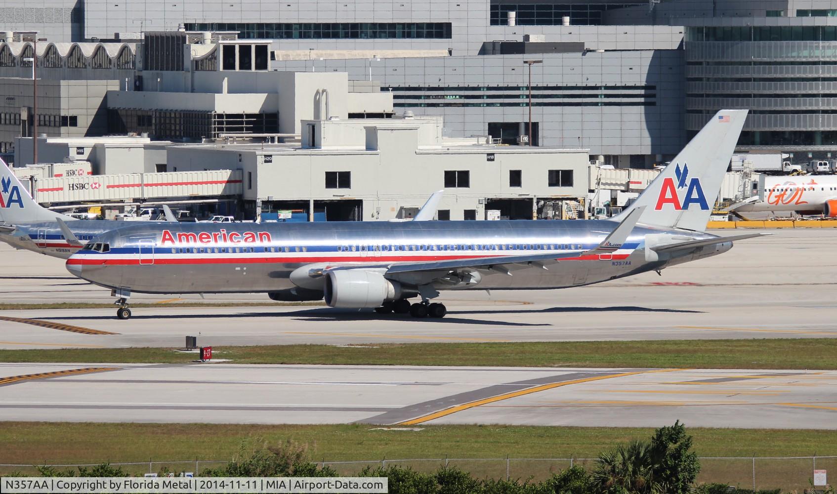 N357AA, 1988 Boeing 767-323 C/N 24038, American