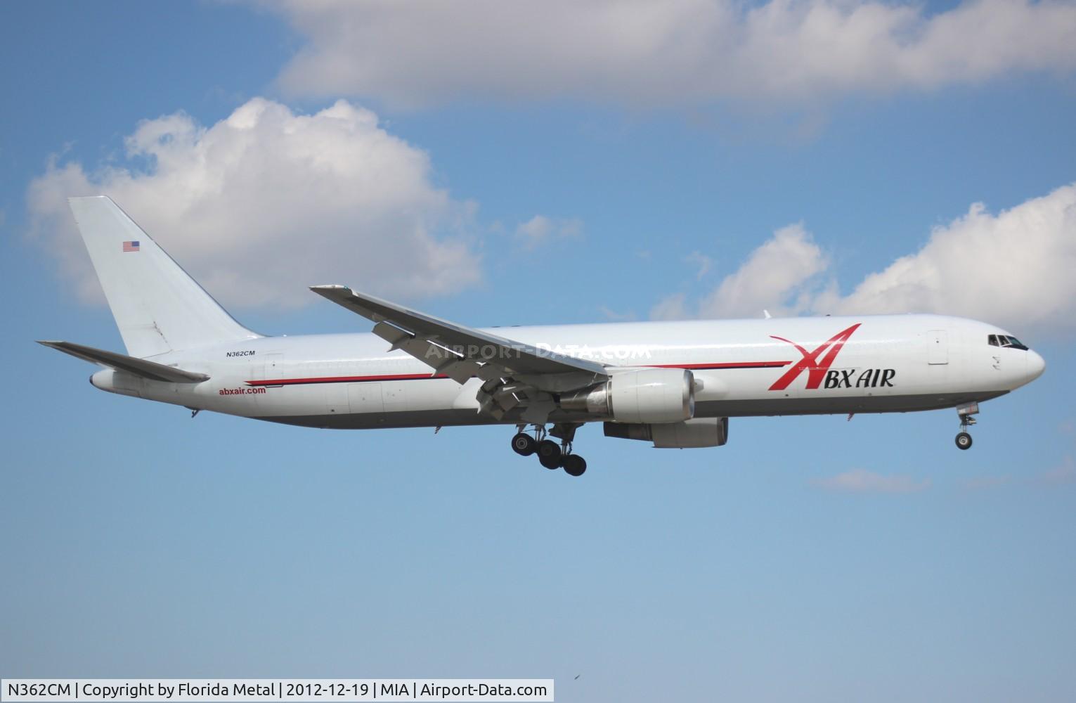 N362CM, 1988 Boeing 767-338 C/N 24316, ABX 767-300