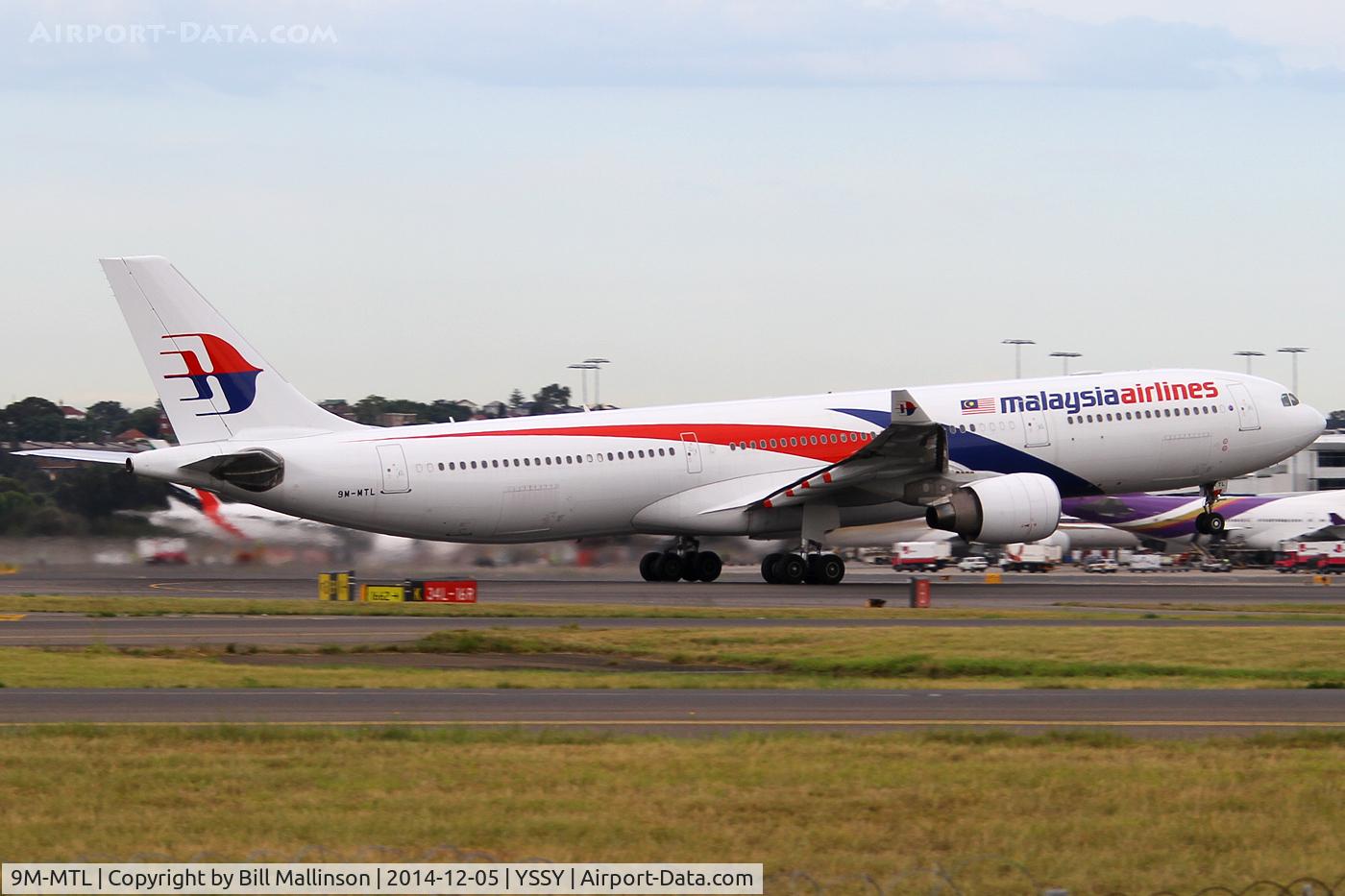 9M-MTL, 2013 Airbus A330-323X C/N 1395, rotating