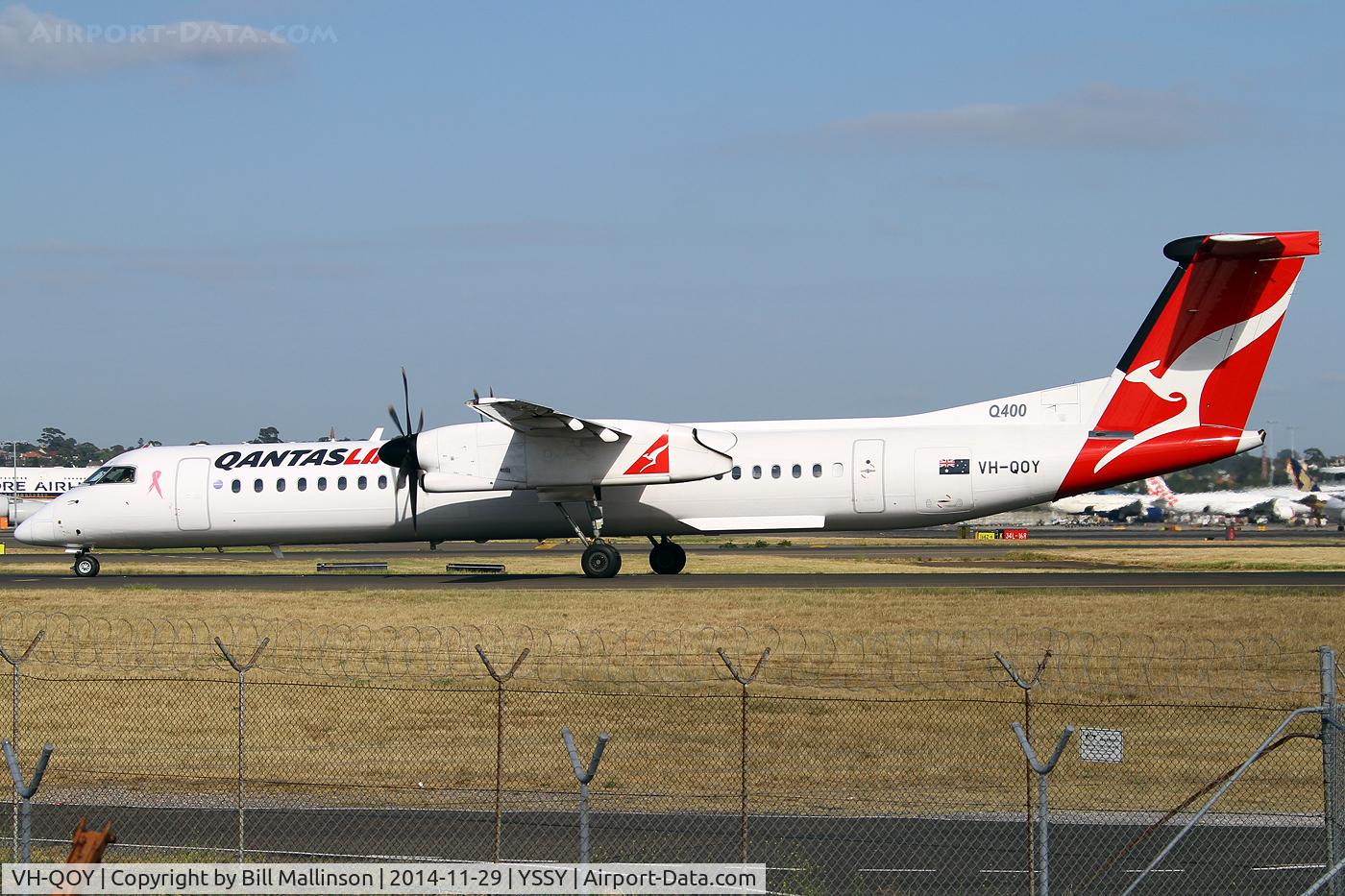 VH-QOY, 2010 De Havilland Canada DHC-8-402Q Dash 8 Dash 8 C/N 4288, taxiing to 34R