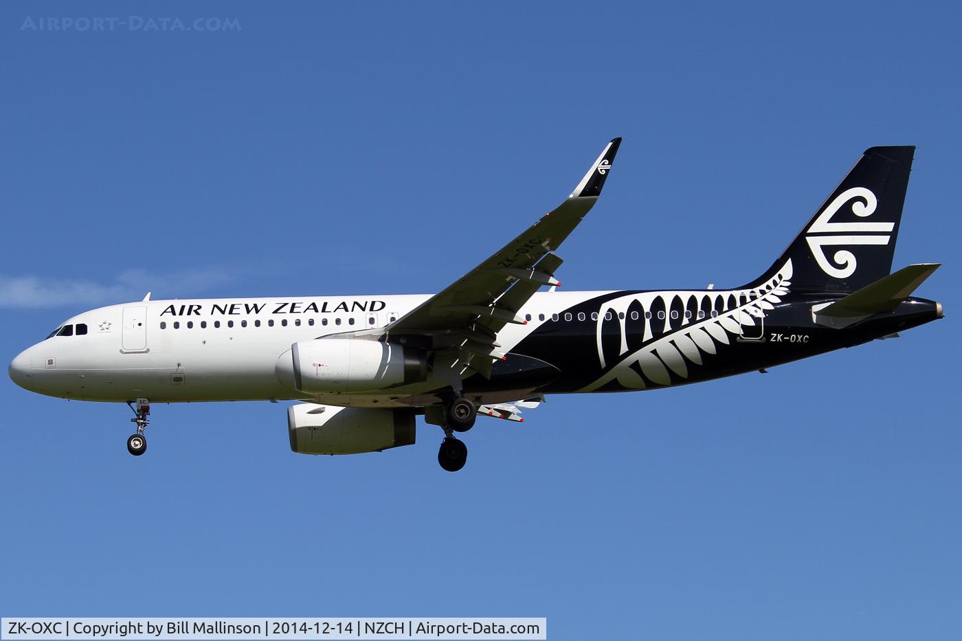 ZK-OXC, 2013 Airbus A320-232 C/N 5847, finals to 02