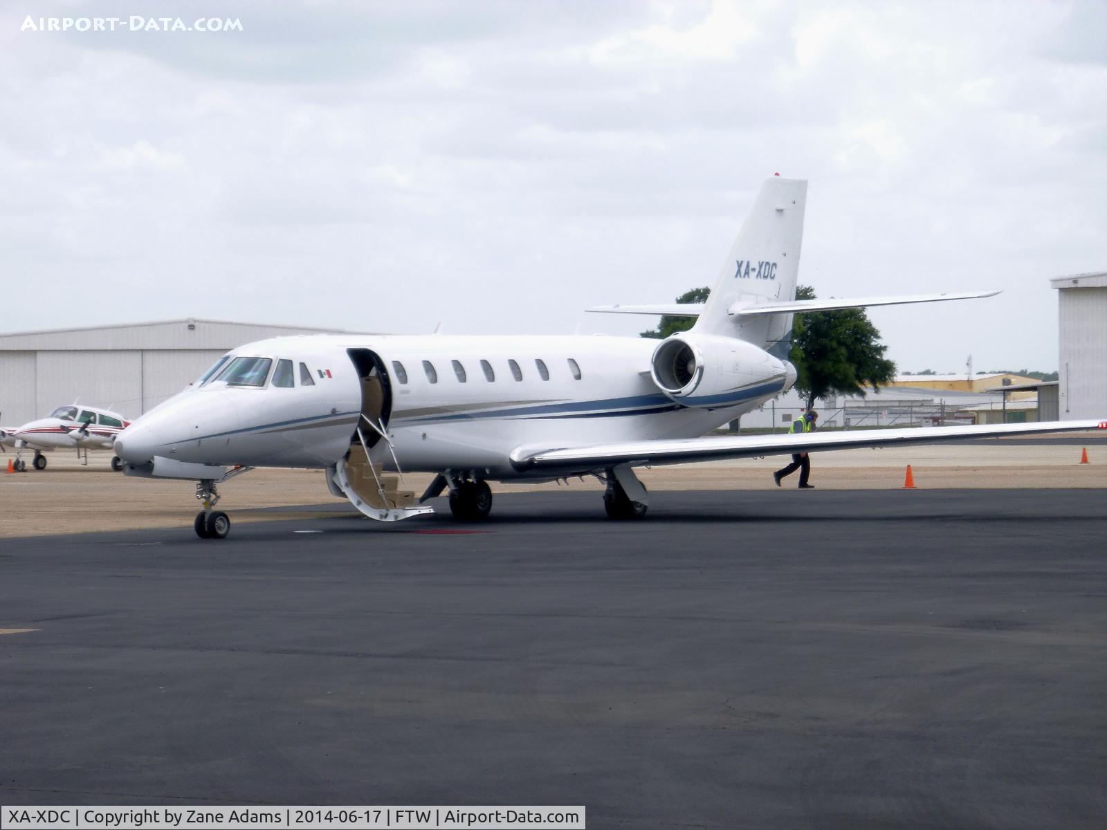 XA-XDC, 2007 Cessna 680 Citation Sovereign C/N 680-0165, At Meacham Field - Fort Worth, TX