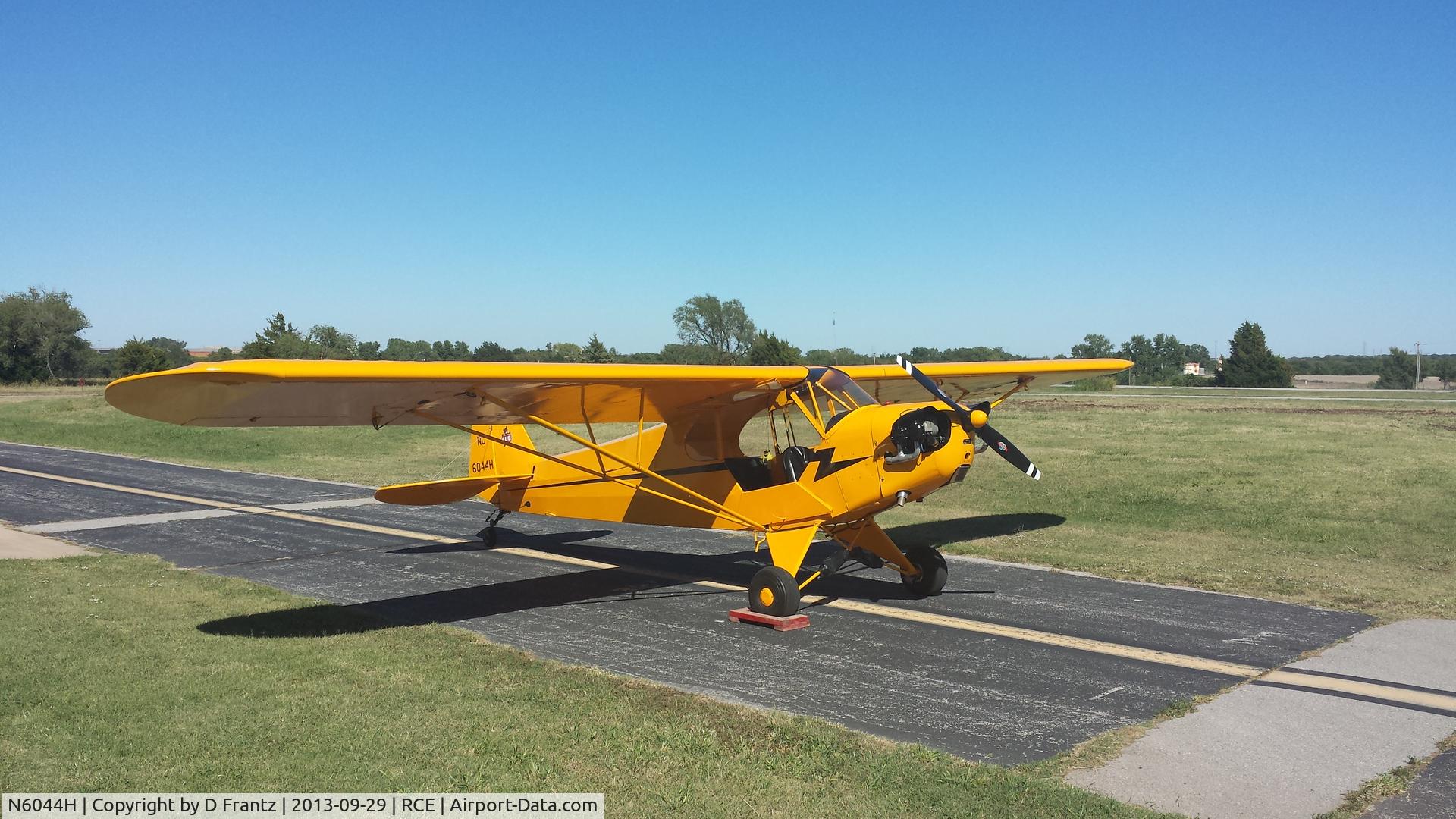 N6044H, 1946 Piper J3C-65 Cub Cub C/N 19189, C-85 powered Cub.  Fun flyer!
