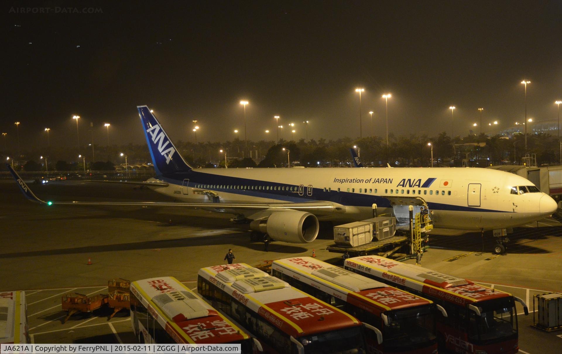 JA621A, 2011 Boeing 767-381/ER C/N 40566, ANA B763 at its gate in CAN.