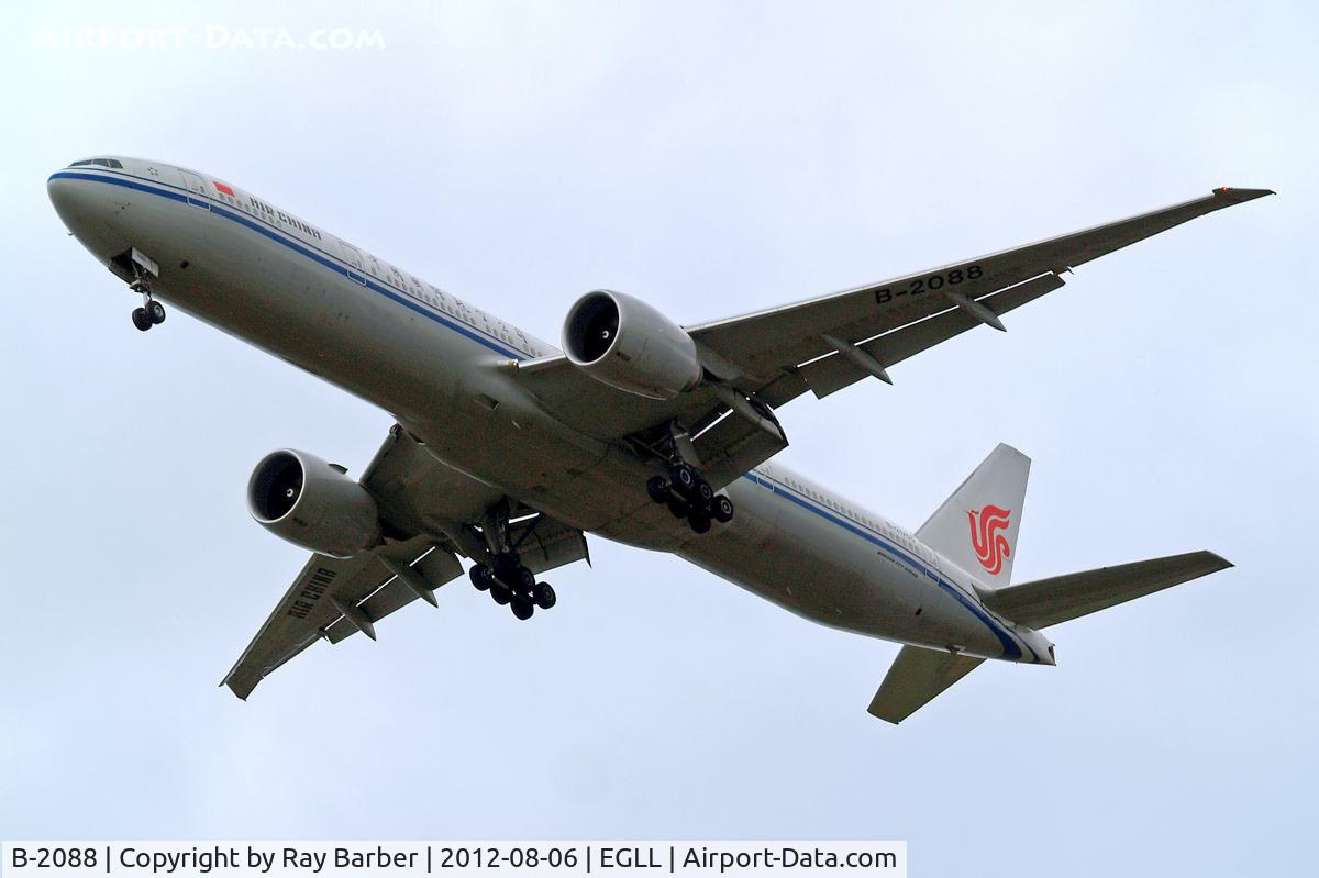 B-2088, 2011 Boeing 777-39L/ER C/N 38668, Boeing 777-39LER [38668] (Air China) Home~G 06/08/2012