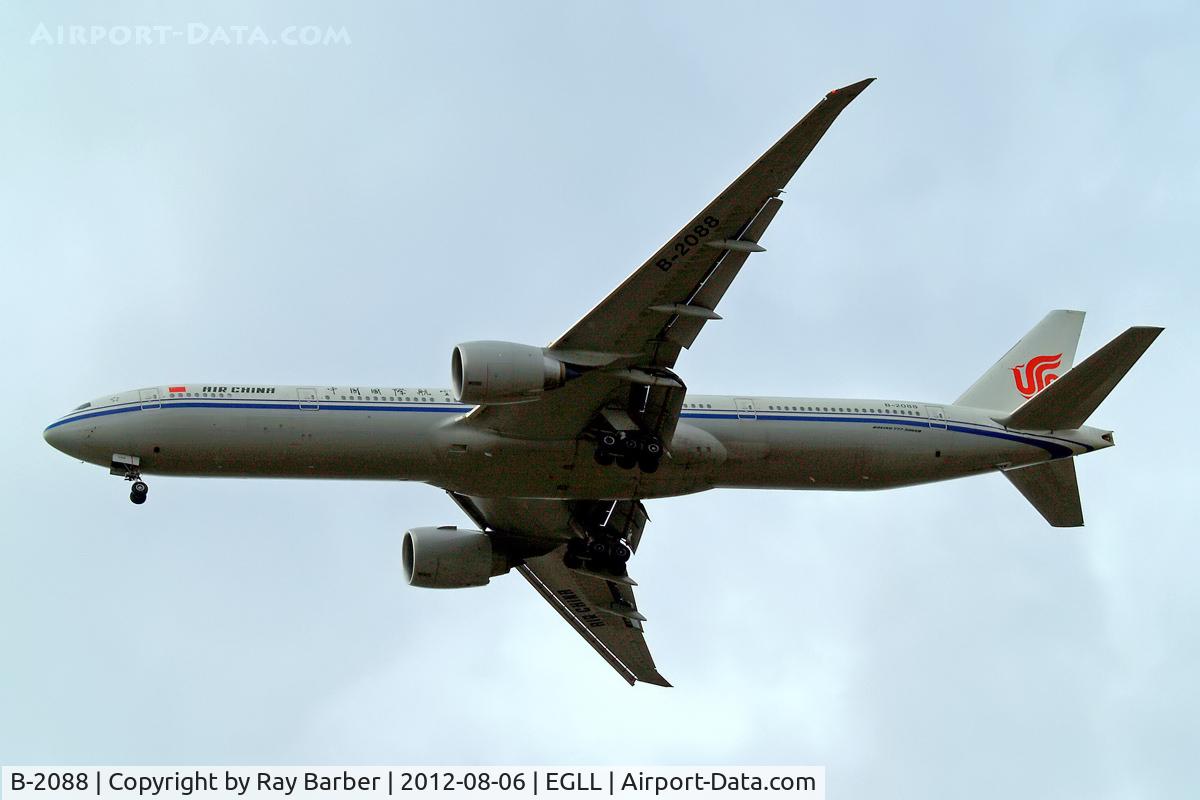 B-2088, 2011 Boeing 777-39L/ER C/N 38668, Boeing 777-39LER [38668] (Air China) Home~G 06/08/2012