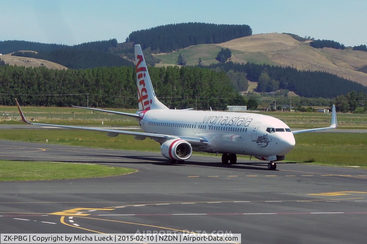 ZK-PBG, 2004 Boeing 737-8FE C/N 34015, At Dunedin