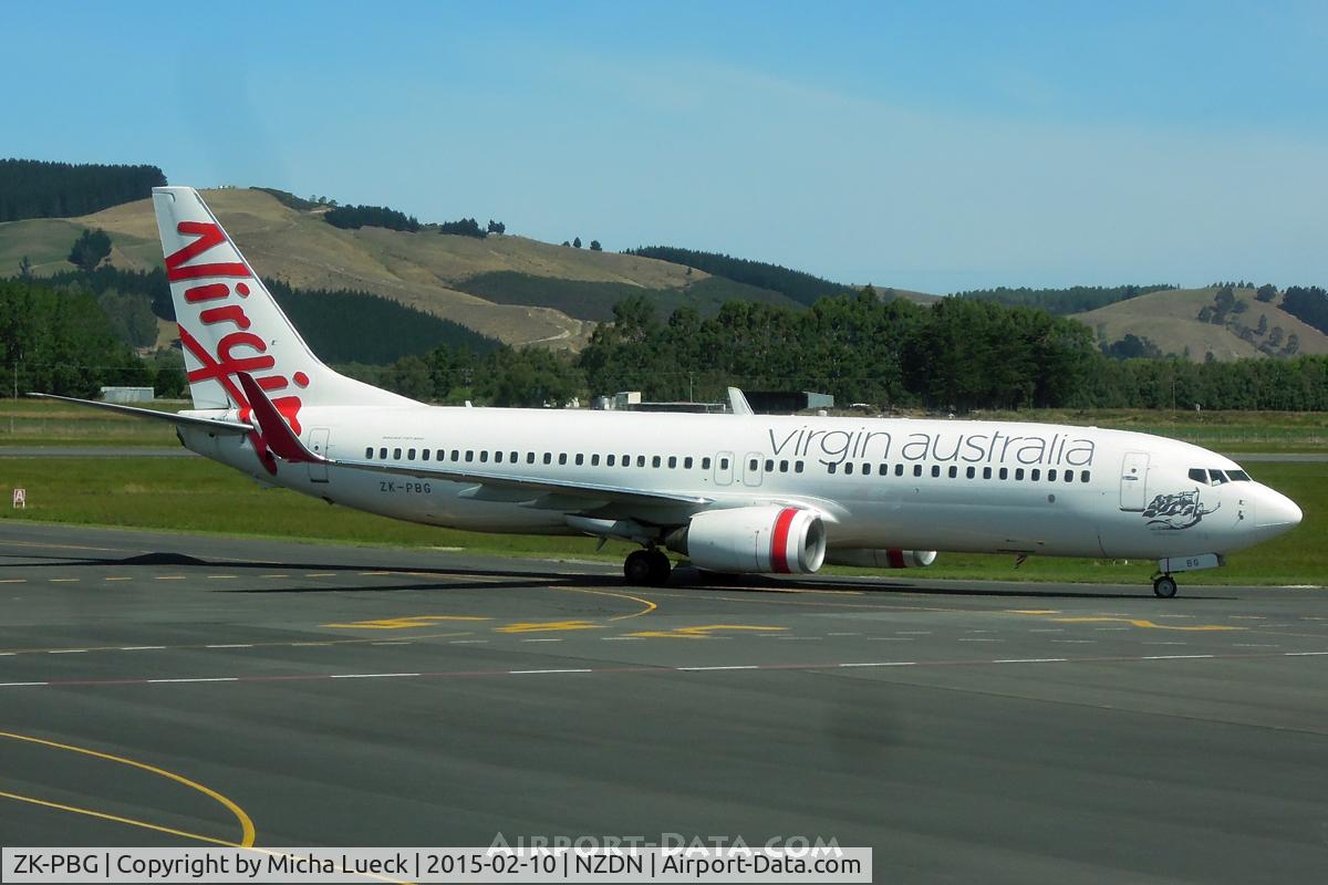 ZK-PBG, 2004 Boeing 737-8FE C/N 34015, At Dunedin