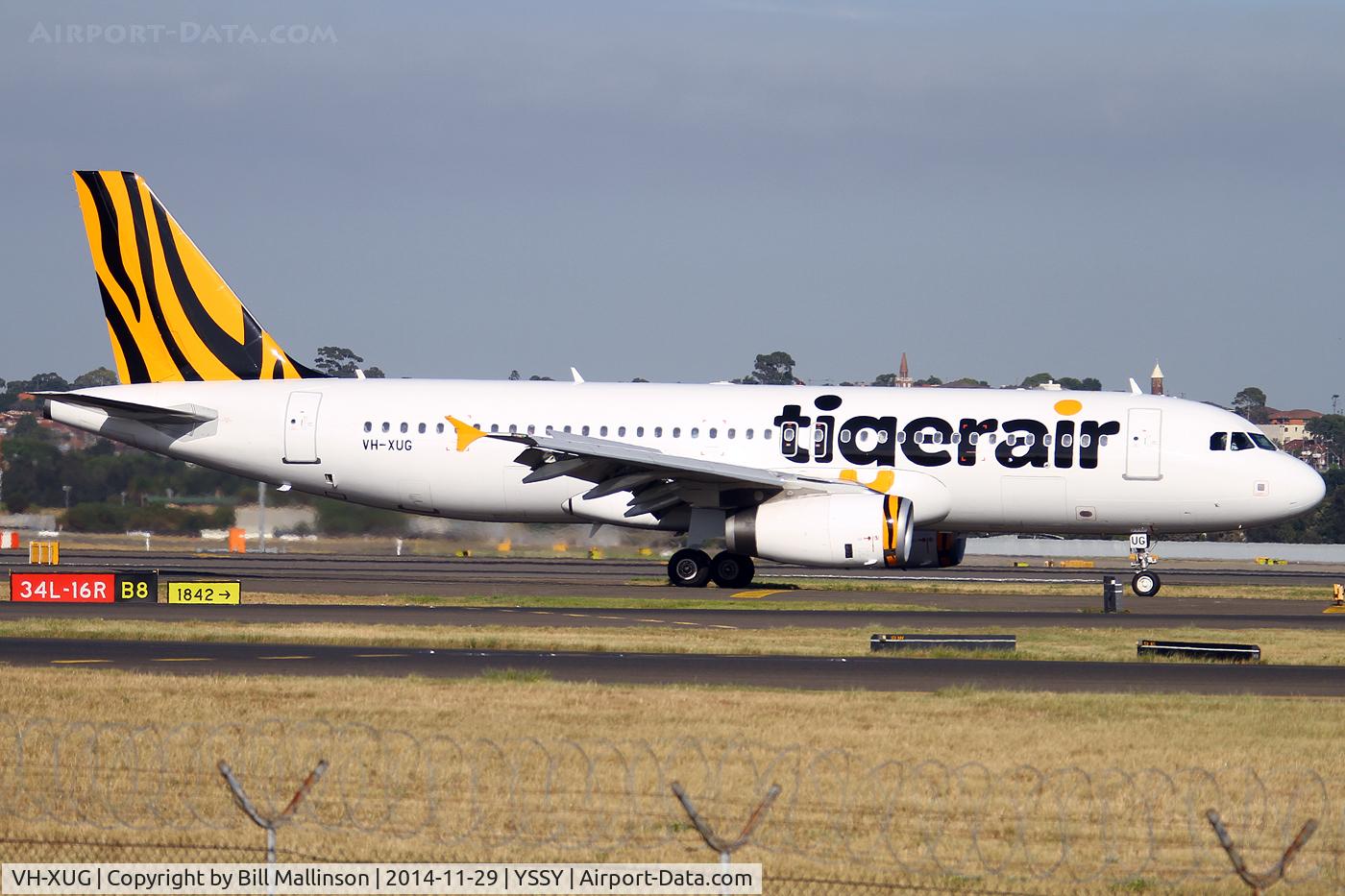 VH-XUG, 2014 Airbus A320-232 C/N 6032, taxiing from 34L