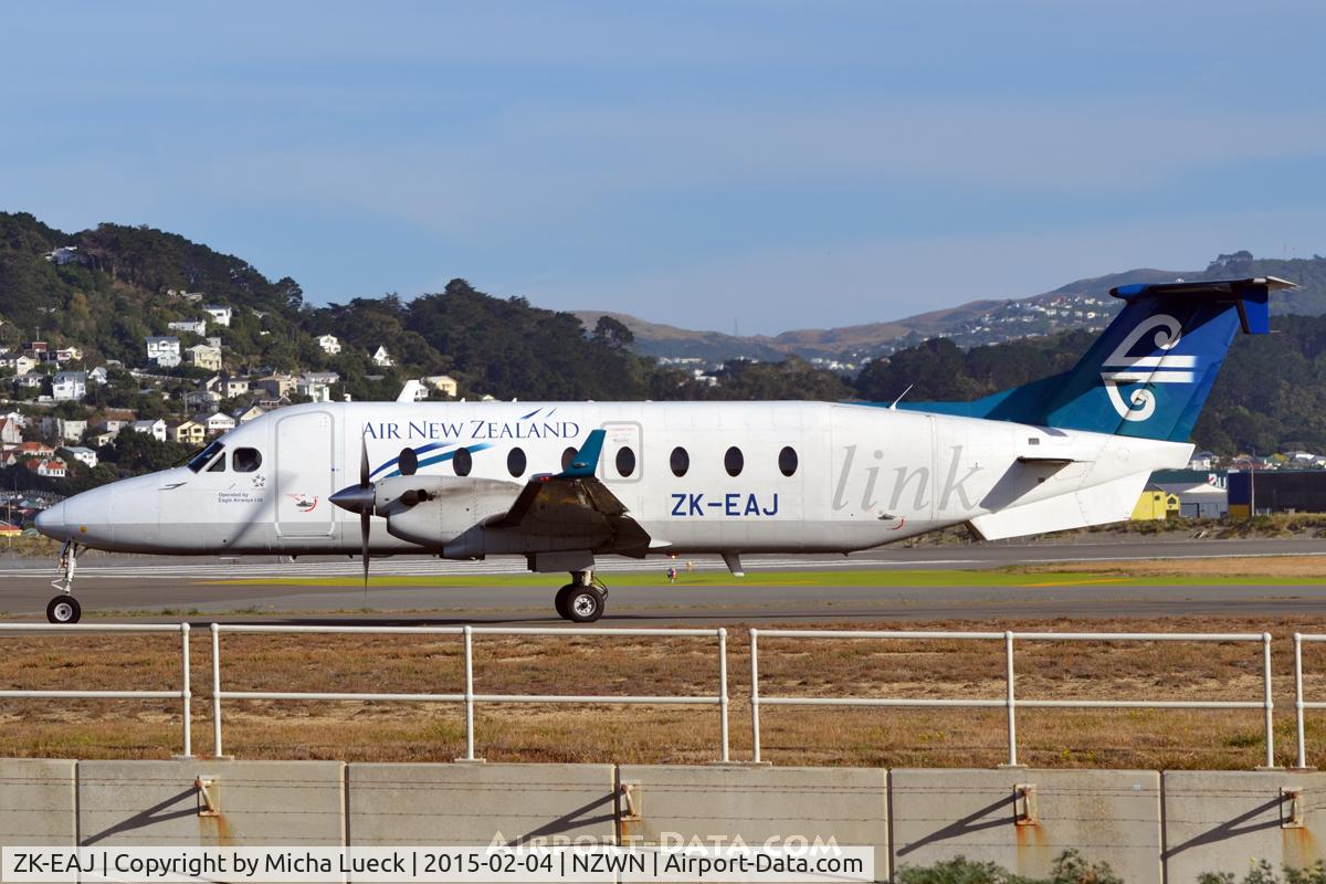 ZK-EAJ, 2002 Raytheon Aircraft Company 1900D C/N UE-433, At Wellington