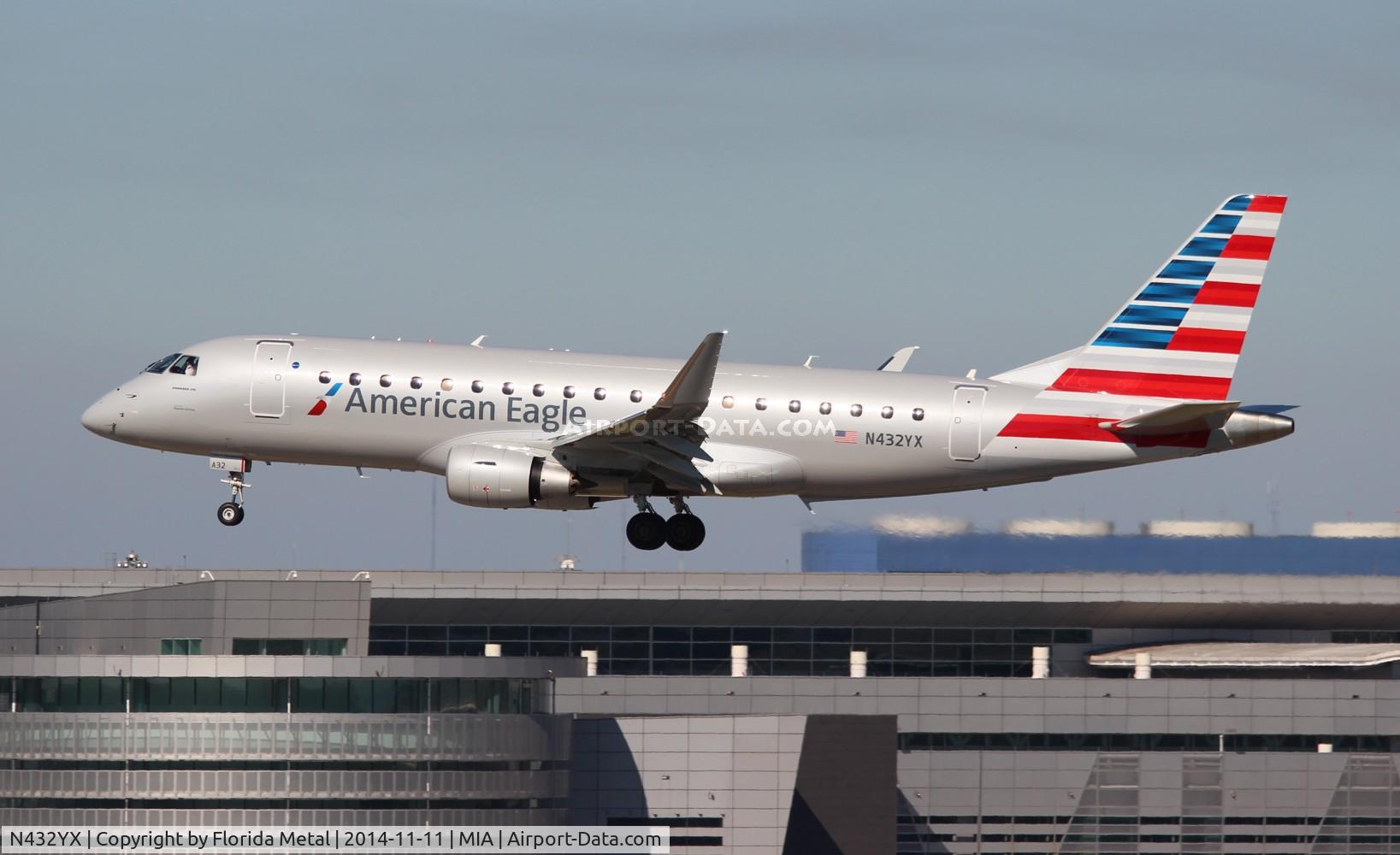 N432YX, 2014 Embraer 175LR (ERJ-170-200LR) C/N 17000415, Eagle E175