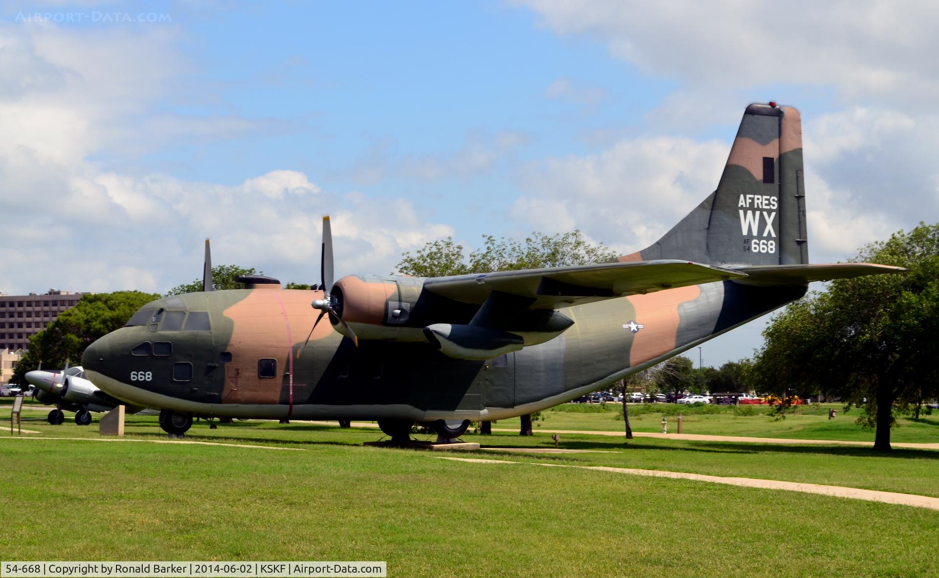 54-668, 1954 Fairchild C-123B Provider C/N 20117, LMTC Parade Field