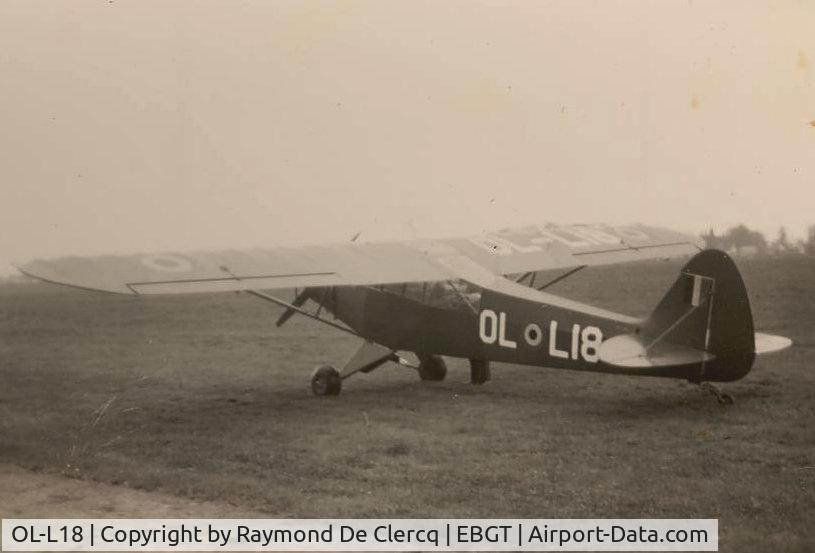 OL-L18, Piper L-18C Super Cub (PA-18-95) C/N 18-3228, Ghent airfield. L18 coming from Brasschaat Army Base.