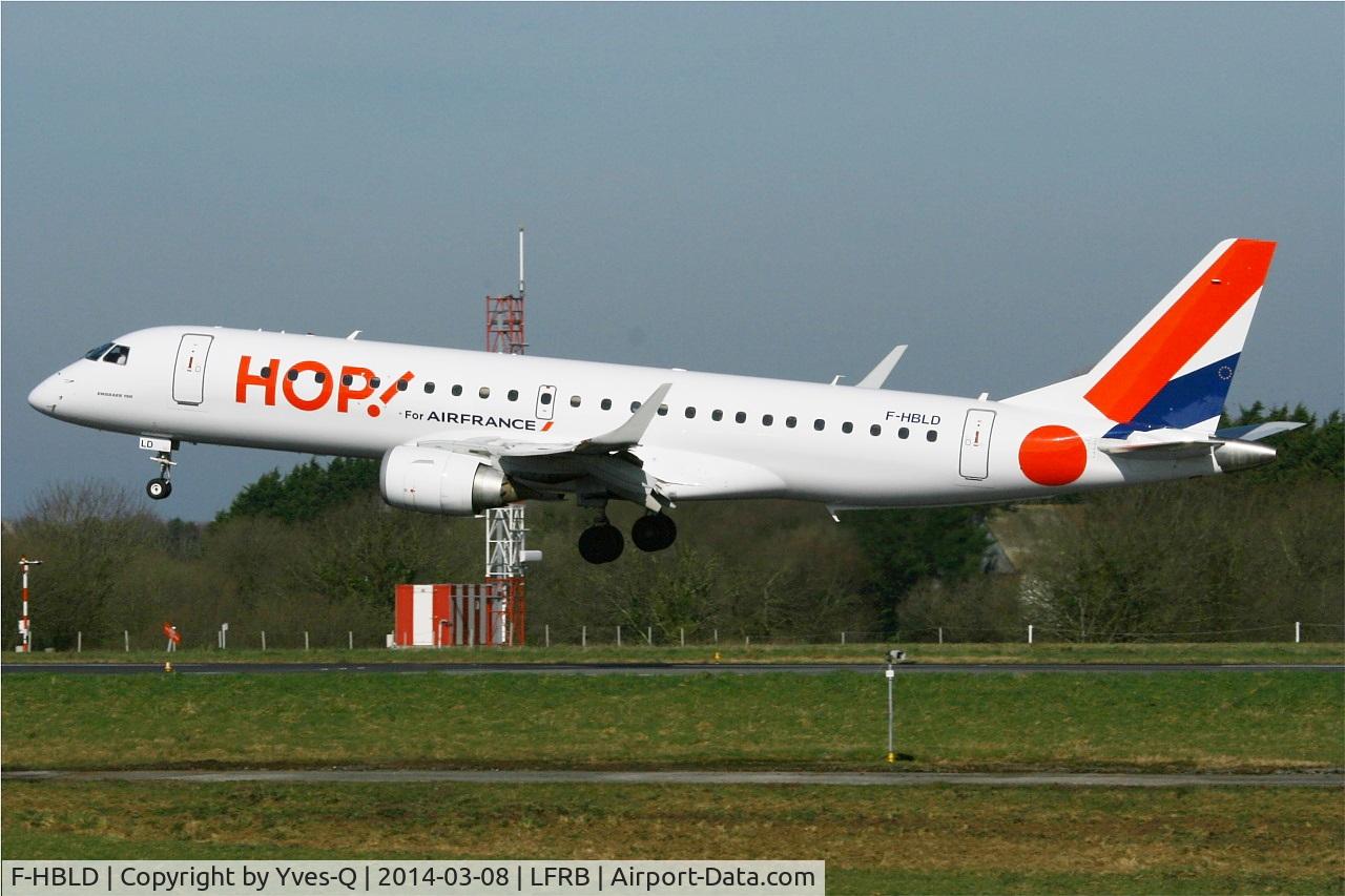 F-HBLD, 2007 Embraer 190LR (ERJ-190-100LR) C/N 19000113, Embraer ERJ-190LR, On final rwy 25L, Brest-Bretagne Airport (LFRB-BES)