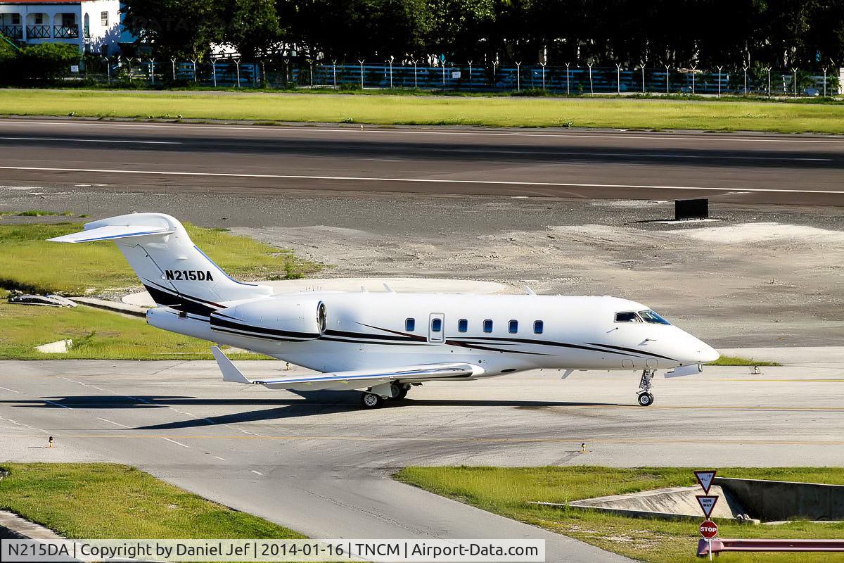 N215DA, Bombardier Challenger 300 (BD-100-1A10) C/N 20304, N215DA