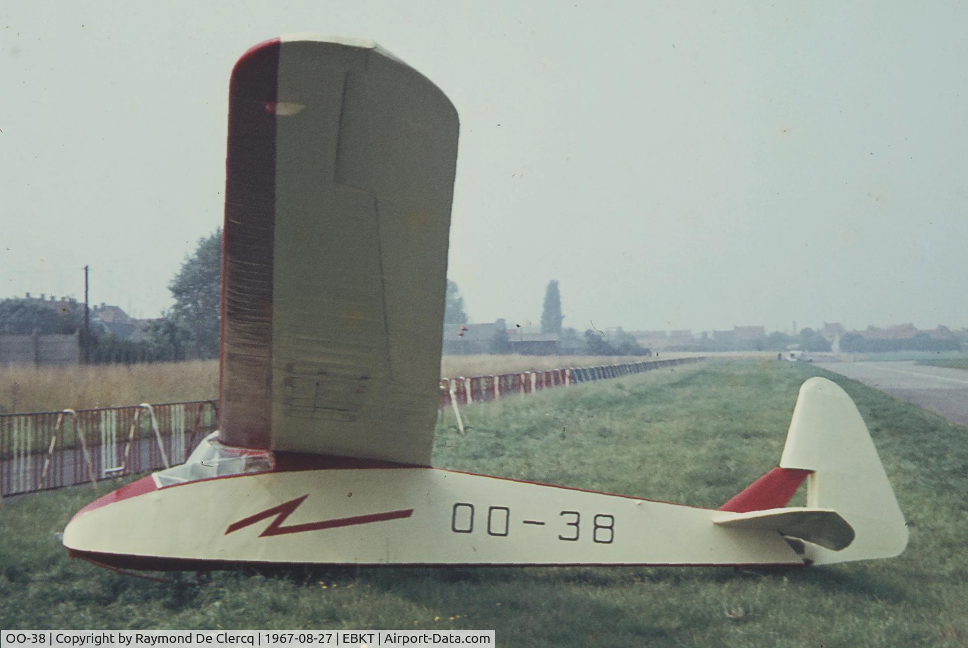 OO-38, Akaflieg München Mu-13D Bergfalke C/N 1, Meeting at Wevelgem 1967.