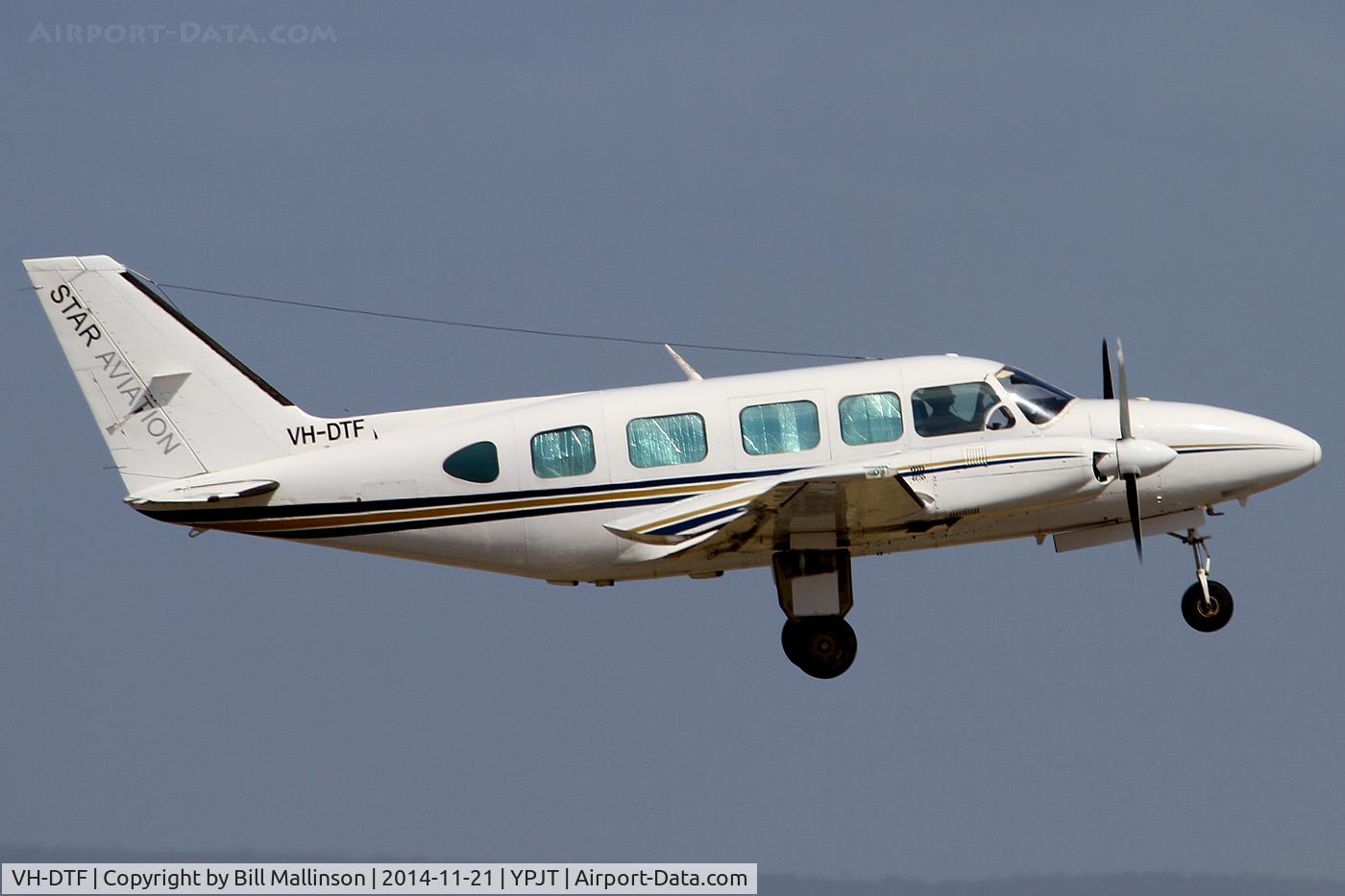 VH-DTF, 1978 Piper PA-31-350 Chieftain C/N 31-7852159, away off 2 4