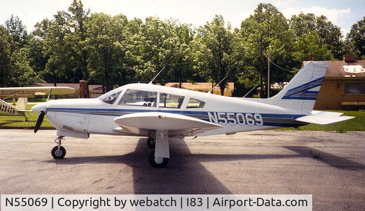 N55069, 1973 Piper PA-28R-200 C/N 28R-7335177, After I had it painted circa 1989 @ Salem, IN