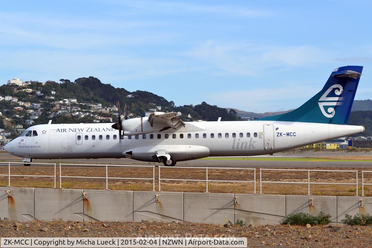 ZK-MCC, 2004 ATR 72-212A C/N 714, At Wellington