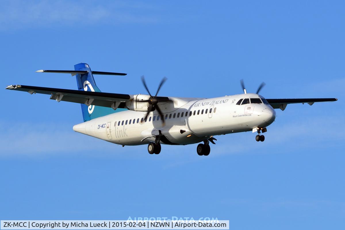 ZK-MCC, 2004 ATR 72-212A C/N 714, At Wellington