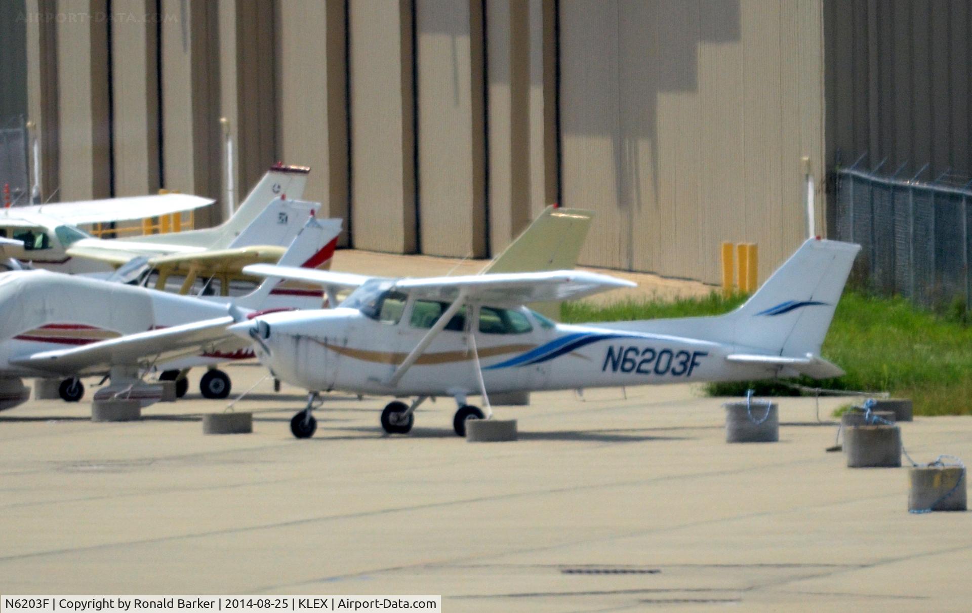 N6203F, 1979 Cessna 172N C/N 17273164, Lexington