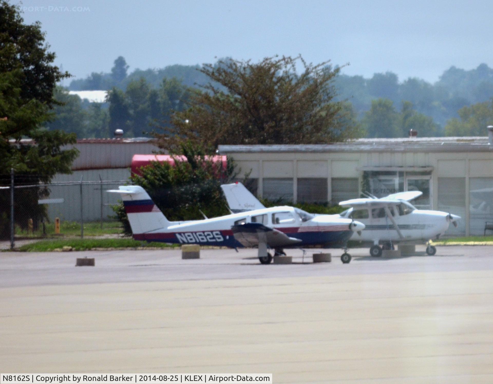 N8162S, 1980 Piper PA-28RT-201 Arrow IV C/N 28R-8018042, Lexington