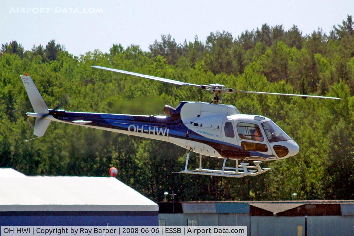 OH-HWI, 2002 Eurocopter AS-350B-2 Ecureuil Ecureuil C/N 9044, Aerospatiale AS350B2 Ecureuil [9044] Stockholm-Bromma~SE 06/06/2008
