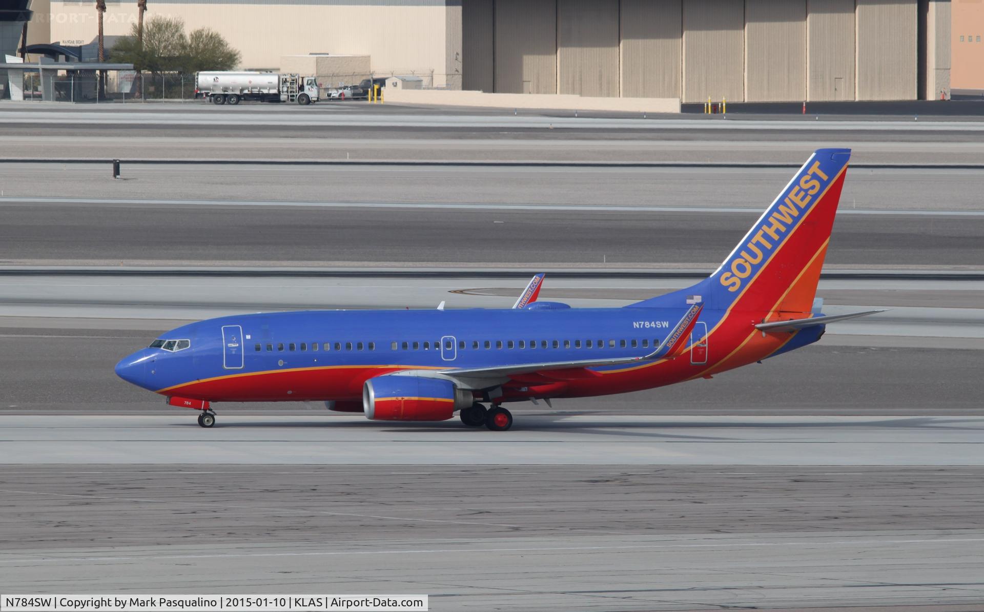 N784SW, 2000 Boeing 737-7H4 C/N 29810, Boeing 737-700