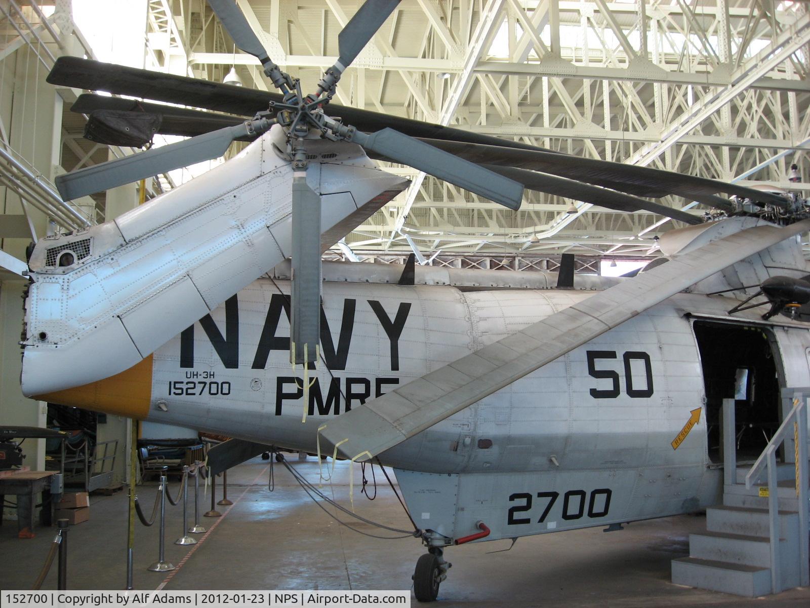 152700, 1967 Sikorsky UH-3H Sea King C/N 61356, Displayed at the Pacific Aviation Museum, Honolulu, Hawaii in 2012. Tail markings confirm that this is a UH-3H rather than an SH-3H.