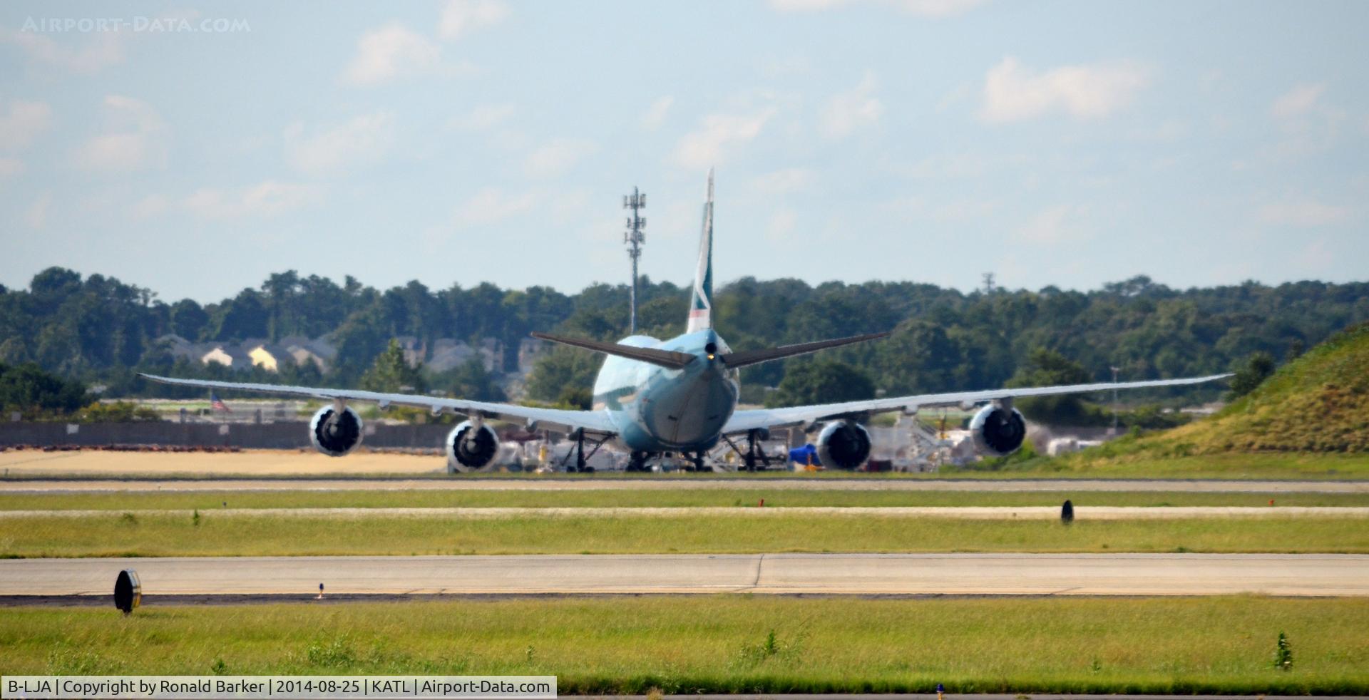 B-LJA, 2011 Boeing 747-867F/SCD C/N 39238, Taxi Atlanta