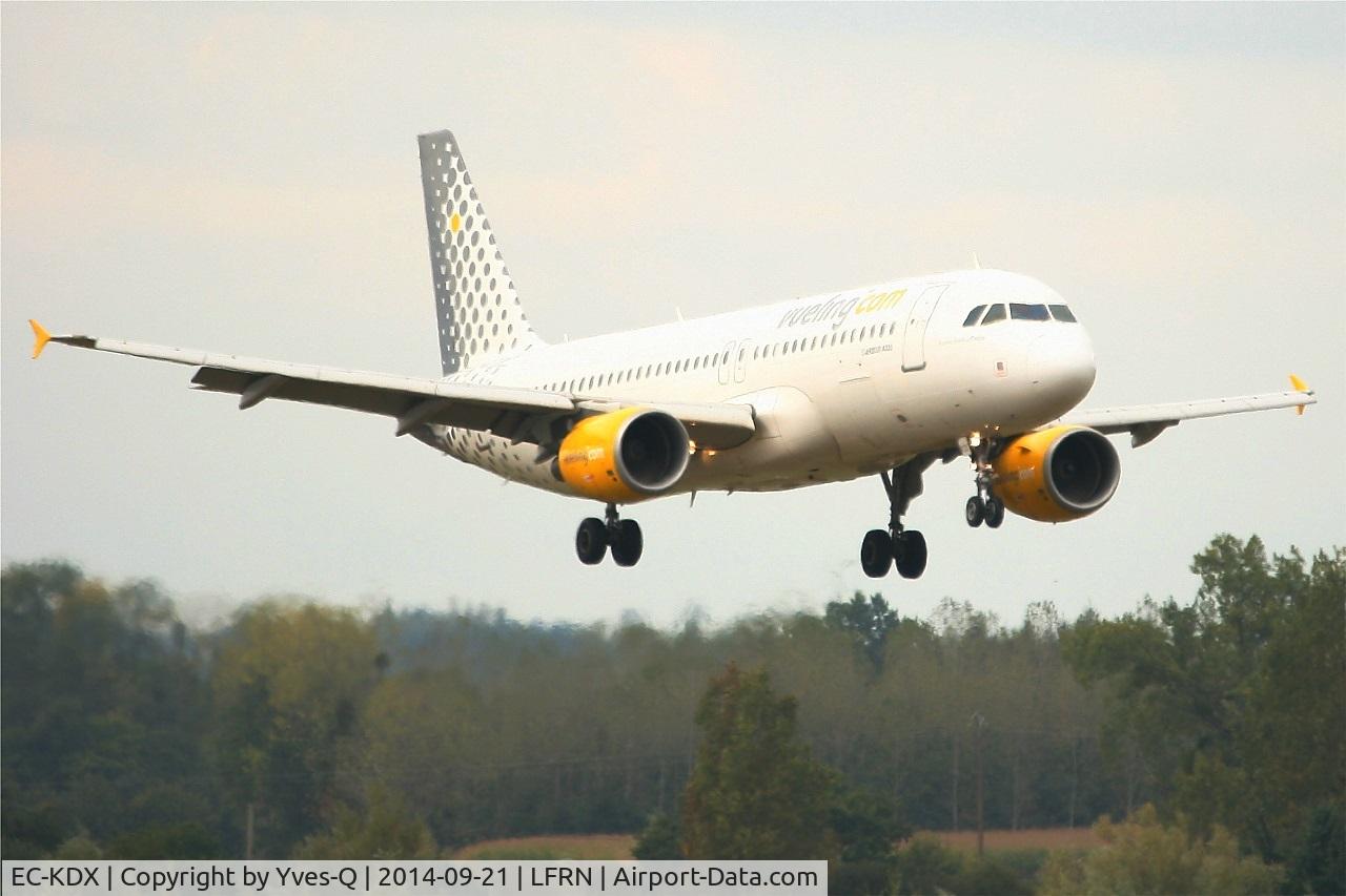 EC-KDX, 2007 Airbus A320-216 C/N 3151, Airbus A320-216, On final rwy 10, Rennes St Jacques airport (LFRN-RNS)