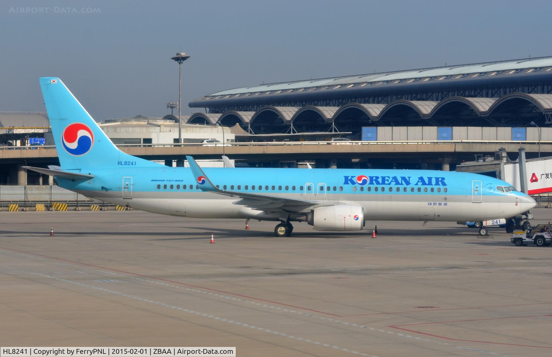 HL8241, 2011 Boeing 737-8BK C/N 38129, Korean Air B738 at its gate in Peking.
