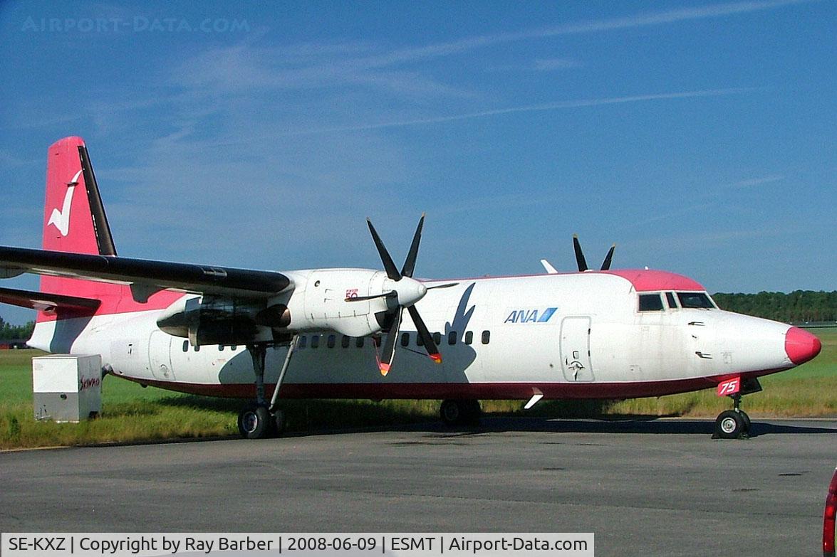 SE-KXZ, 1990 Fokker 50 C/N 20196, Fokker F-50 [20196] Halmstad~SE 09/06/2008 Unmarked apart from 75 on nose wheel door of former id of JA8875 of ANA. Awaiting delivery to Fokker as PH-LMS.