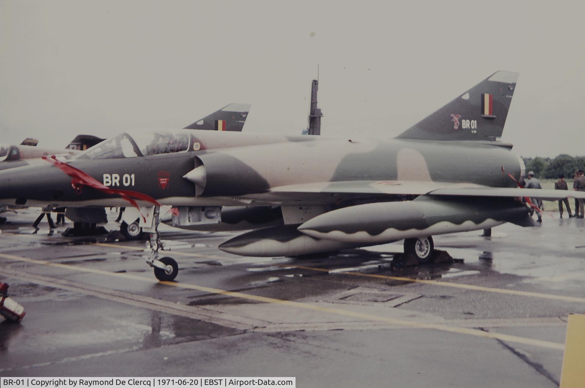 BR-01, 1971 Dassault Mirage 5BR C/N 301, BAF Brustem airshow 1971.