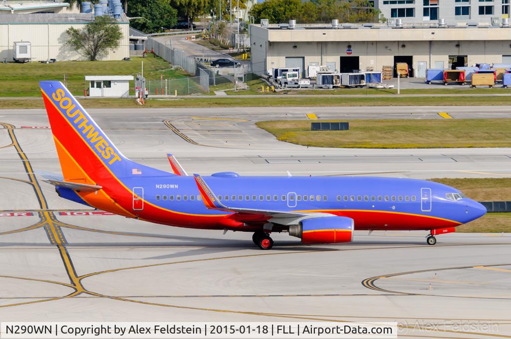 N290WN, 2007 Boeing 737-7H4 C/N 36632, Ft. Lauderdale