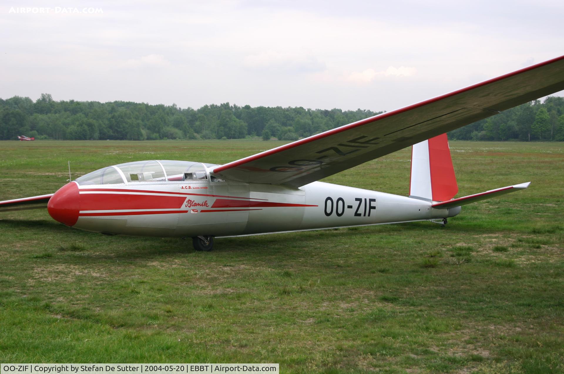 OO-ZIF, 1977 Let L-13 Blanik C/N 026857, @ EBBT