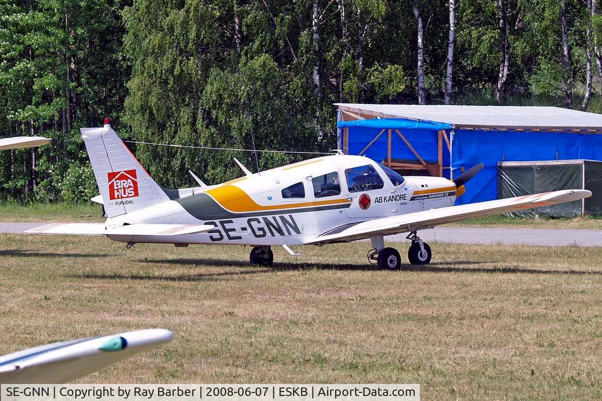 SE-GNN, 1976 Piper PA-28-181 Archer II C/N 28-7690347, Piper PA-28-181 Archer II [28-7690347] Stockholm-Barkarby~SE 07/06/2008