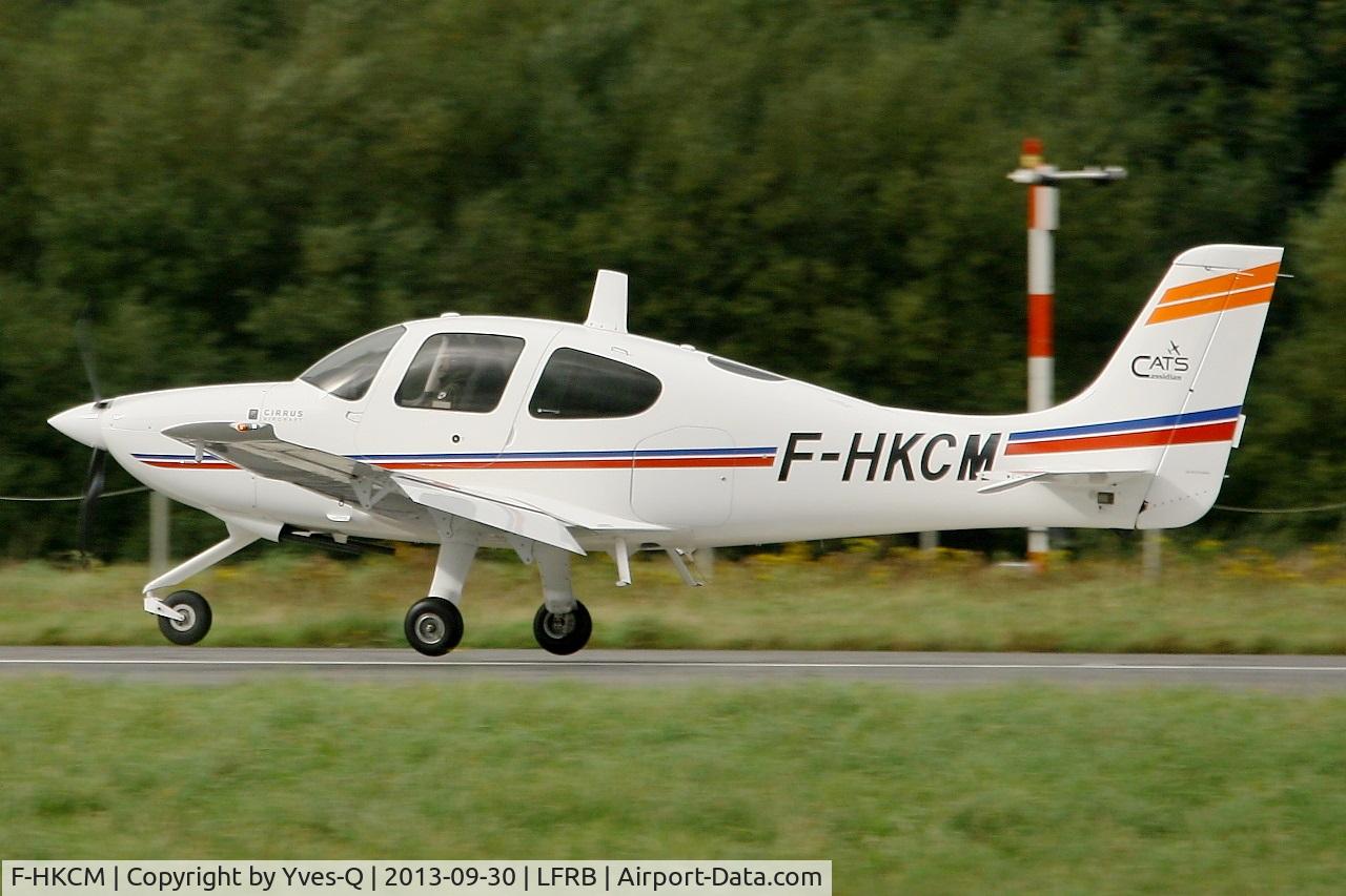 F-HKCM, 2012 Cirrus SR20 C/N 2193, Cirrus SR-20, Landing rwy 25L, Brest-Bretagne airport (LFRB-BES)